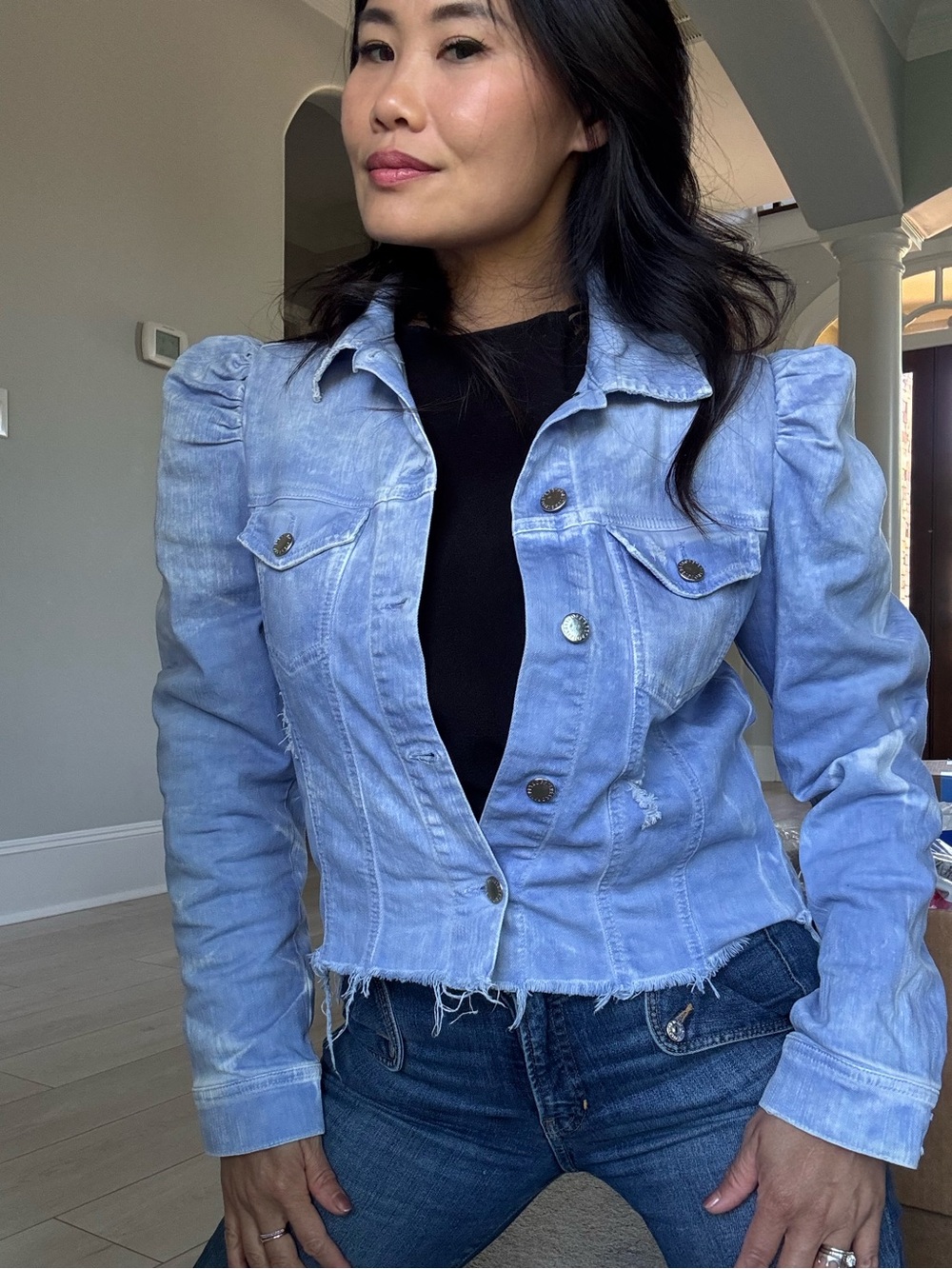 ✨ Retrofête Rissa Distressed Denim Jacket✨ - Picture 3 of 11